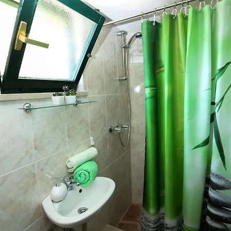 House Lori Tatil Evi