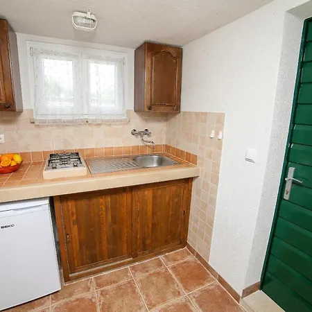Tatil Evi House Lori Postira