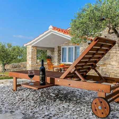 House Lori Tatil Evi