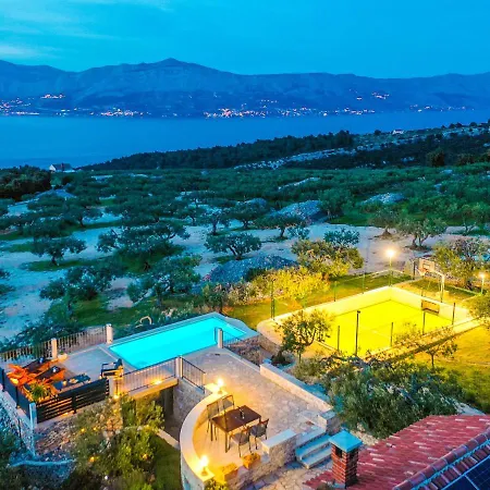 House Lori Tatil Evi *