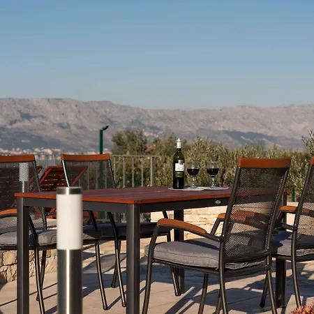 House Lori Tatil Evi